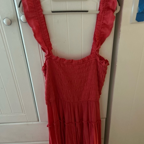 Aerie Red Sleeveless Dress with Ruffled Straps Good Condition. Tiered, smocked. - Picture 4 of 7